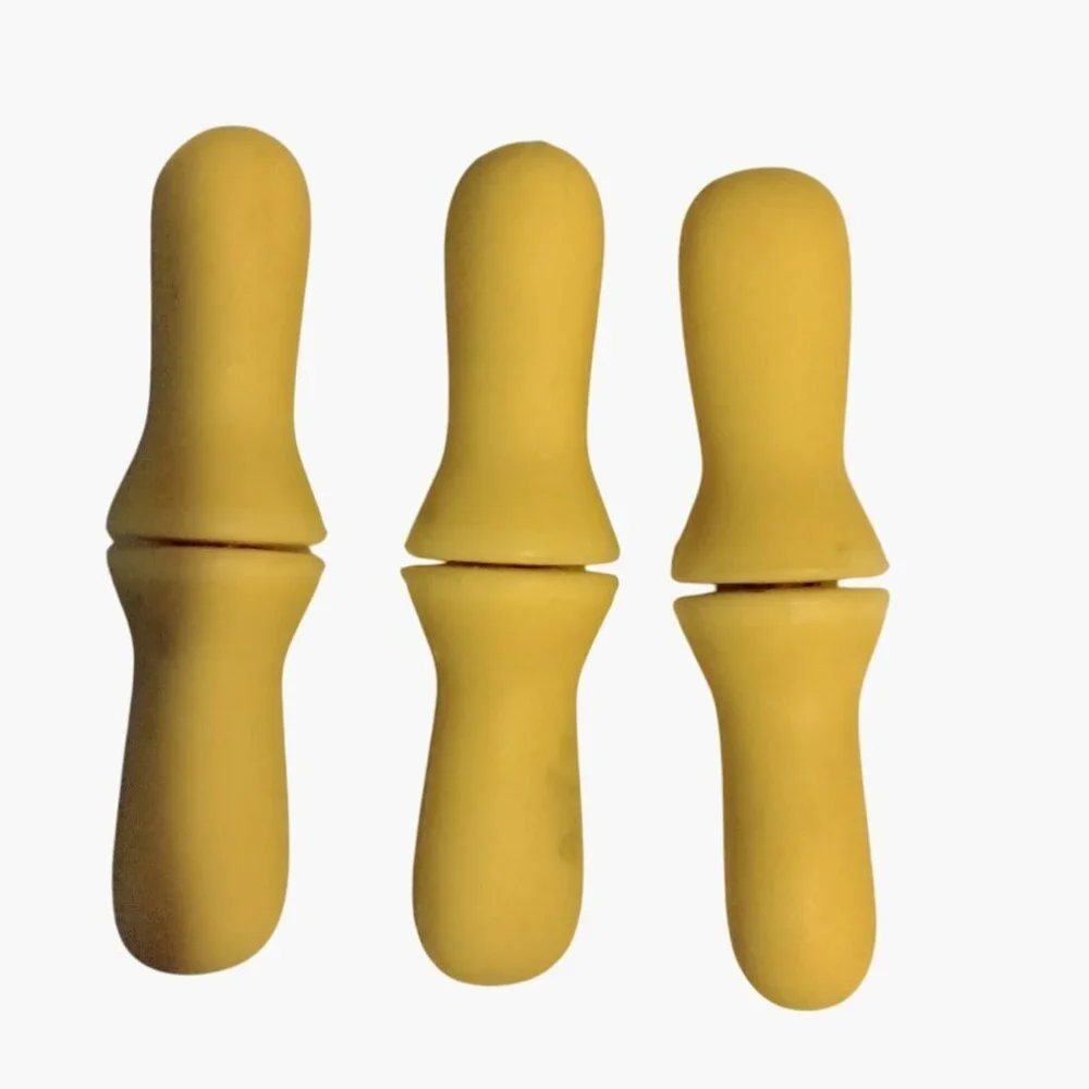 Corn On The Cob Holders Set 3 Yellow Nesting Handles Metal Prongs